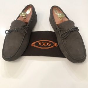 Tods driving loafer